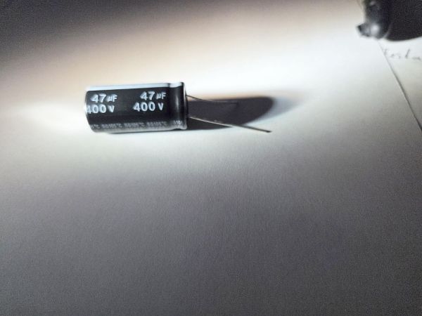 47µF/400V radial