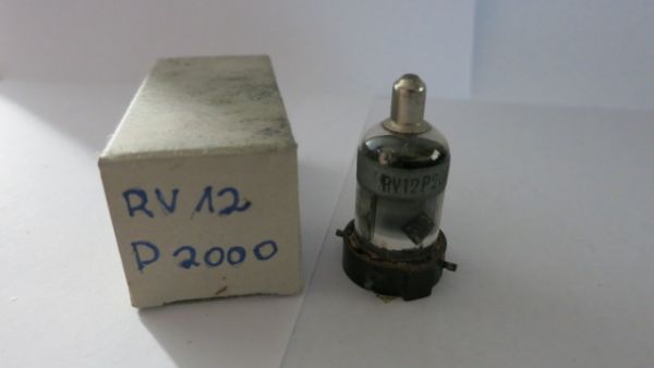 RV12P2000
