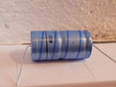 10.000µF/16V axial